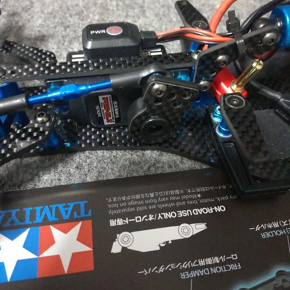 Tamiya TRF104 F1 RC Car Chassis with Electronics 21.5 Brushless Motor Blue/Black - Image 2 of 4