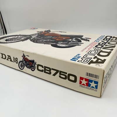 Honda Dream CB750 Four Big Scale 1/6 TAMIYA Plastic Model From