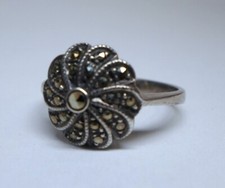 Vintage STERLING SILVER DOME RING w/ SWIRLED MARCASITES Size 7 Ladies 3 Grams