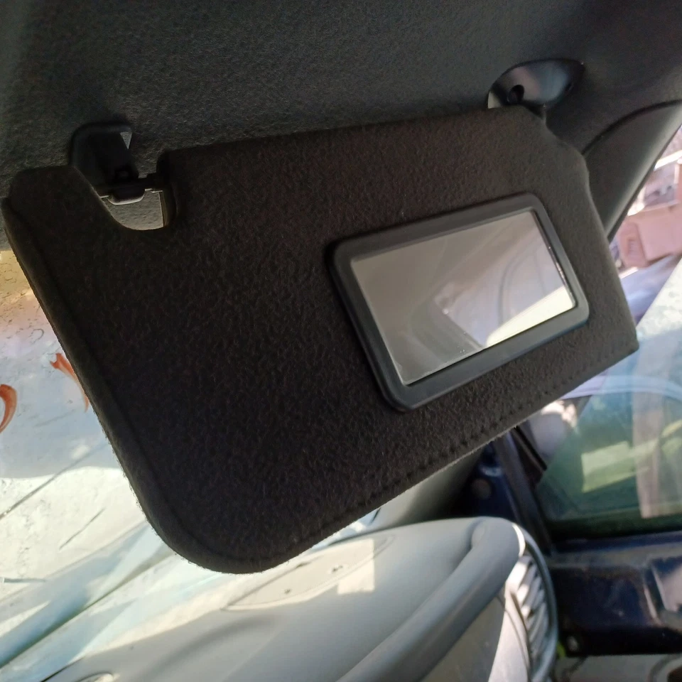 Chevy S10 Blazer GMC Sonoma S15 2003 par de parasoles tela gris oscuro Foto 3 de 4