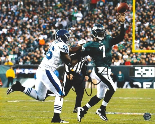 Michael Vick Autographed Signed Philadelphia Eagles 8x10 Photo with COA/Hologram