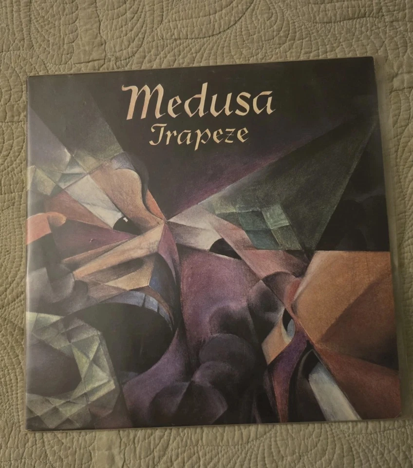 TRAPEZE MEDUSA IMPORT GATEFOLD DEEP PURPLE FIRST PRESS WHITESNAKE EXCELLENT COND - Image 2 of 4