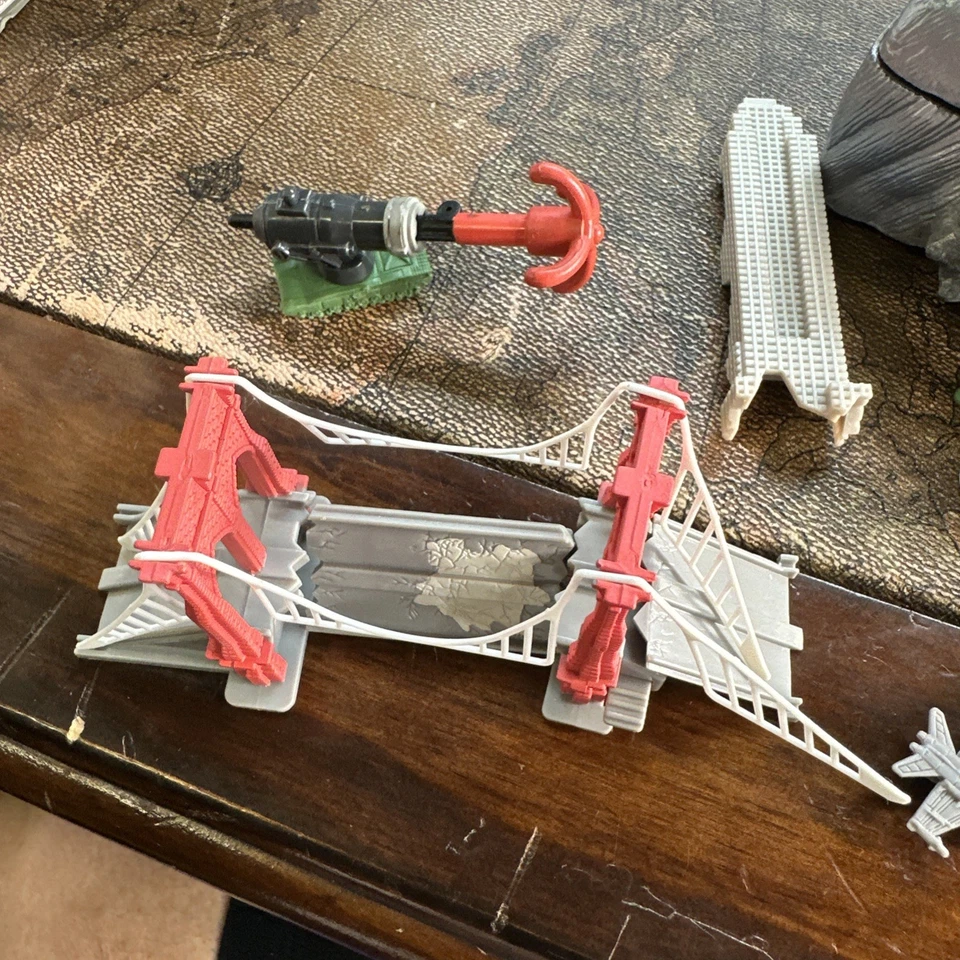 Godzilla Micro Juego Batalla en Puente de Brooklyn 1998 Trendmaster Casi Completo Foto 4 de 4