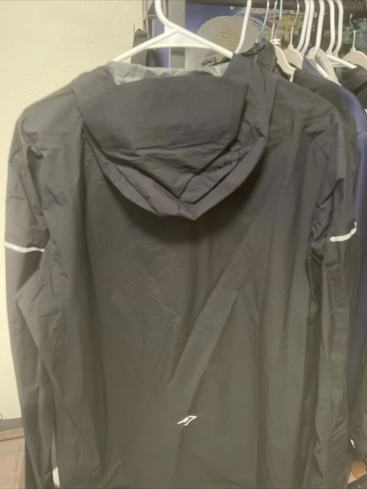 Oasics Men’s Fujitrail Waterproof Jacket Color 002 Men’s New Without Tags