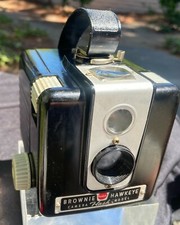 ANTIQUE VINTAGE Kodak Camera BROWNIE HAWKEYE FLASH - Clear Glass