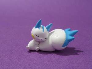 pachirisu figure