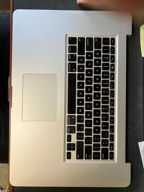 17"2009/10 MacbookPro keyboard unit