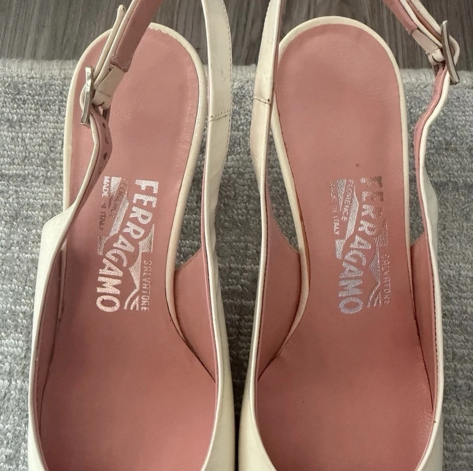 Tacón de gatito Ferragamo vintage talla 36 Foto 3 de 4