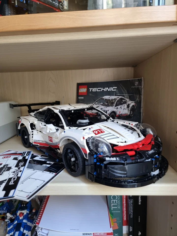 LEGO Technic 42096 Porsche 911 RSR, foto 4 di 5