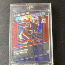 Panini prizm Optic Rookie Phenoms patch Rhamondre Stevenson Patriots 2021