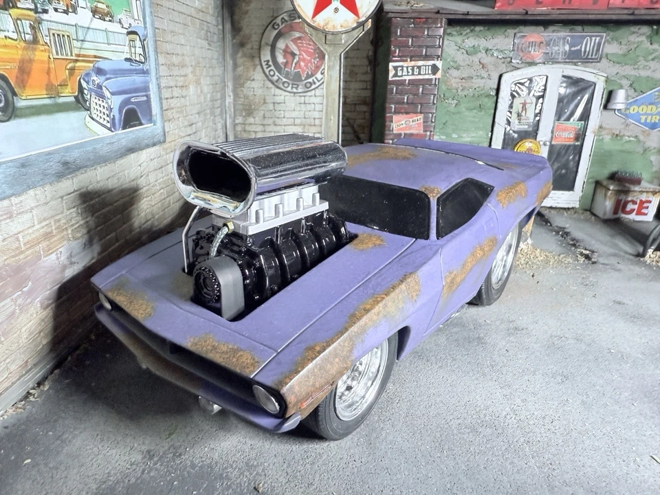 1970 Barracuda Rat Rod Rusty Weathered 1/18 Muscle Machines - Image 3 of 4