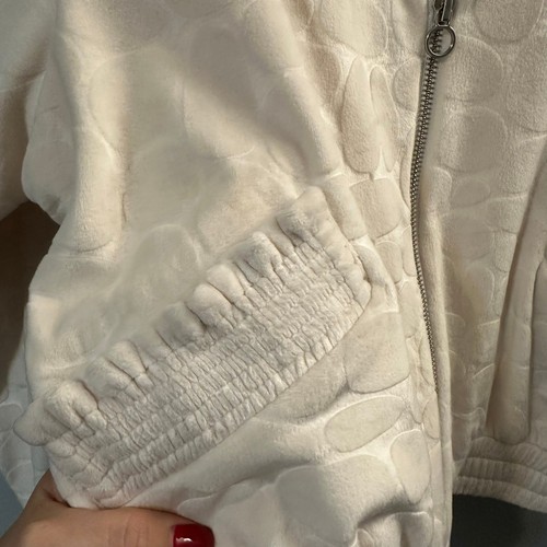 ALEXIS Perkins Women's White Velour Oversized Embossed Bomber Jacket Size XS - Picture 3 of 8