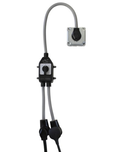 Adaptador de cable Y 3 ft 30A NEMA 10-30P a dos NEMA 10-30R con interruptor de AC WORKS® - Imagen 8 de 8