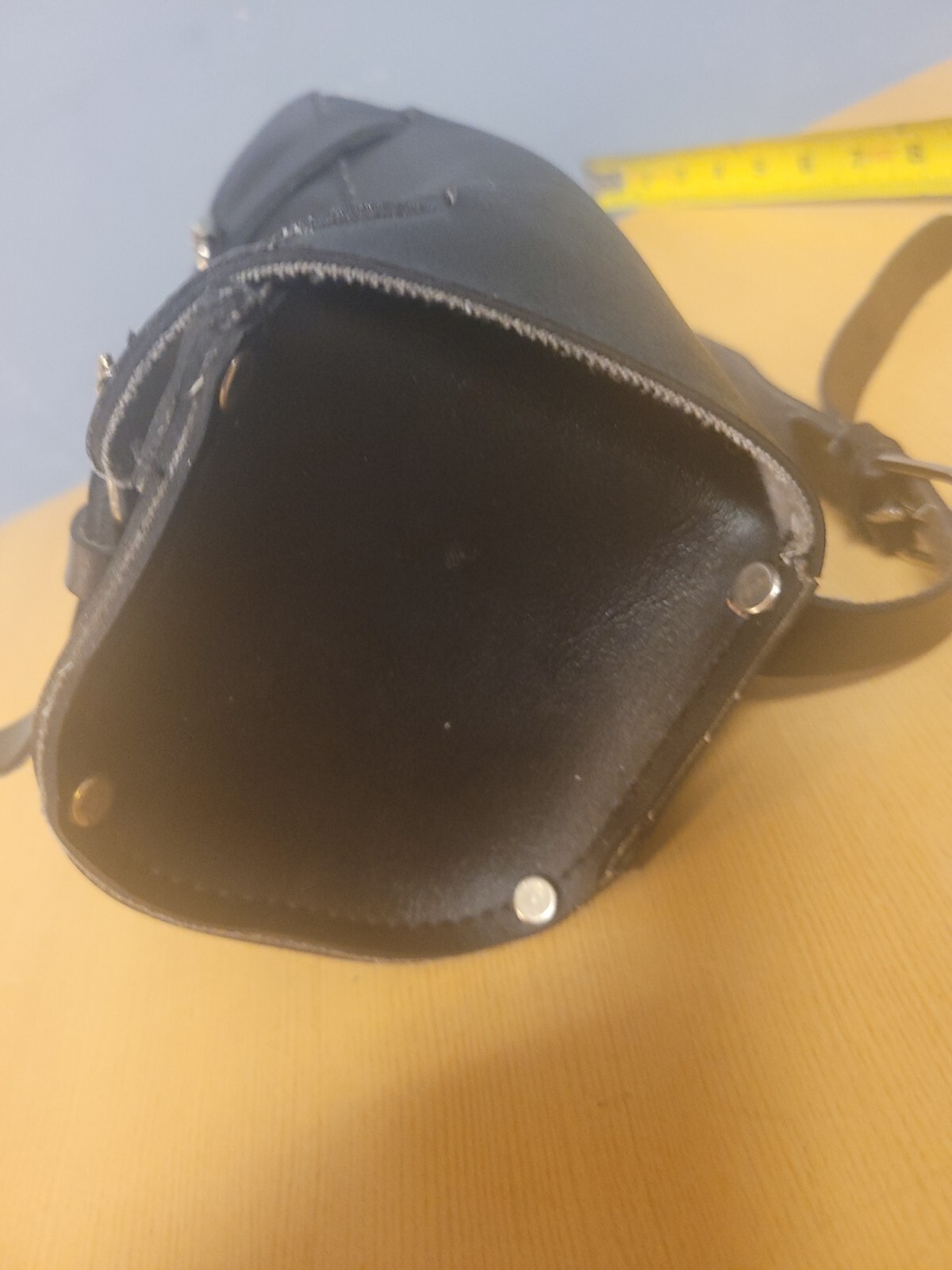 HarleyDavidson Softail Roadking Leather Windshield Bag Pouch 8 × 5 eBay
