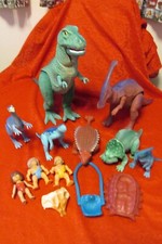 Lot of 7 Vintage PLAYSKOOL Definitely Dinosaurs  3 Caveman, plus saddles 1987