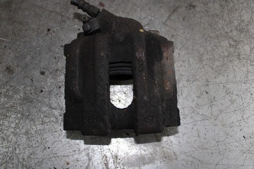 BMW 1er E87 120D 120kW Bremssattel vorne links 6766681