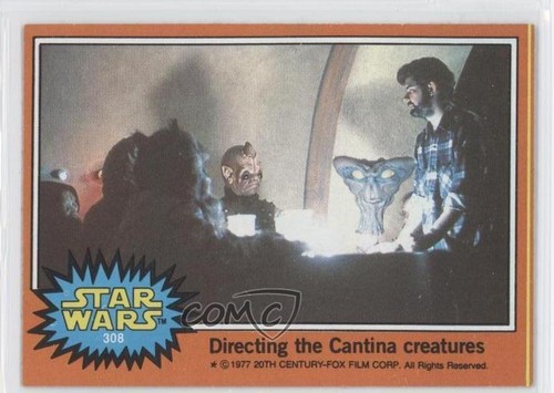 1977 Topps Star Wars #308 Directing the Cantina creatures