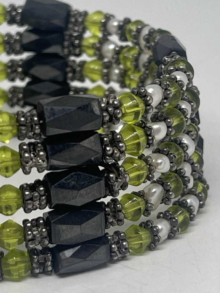 正品磁性赤铁矿绿色水晶和真珍珠珠包裹式手链 36 英寸 — 第 2/4 张图片