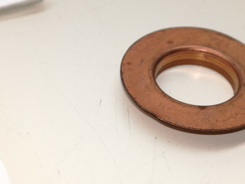 16529-27A01 Originale Suzuki GSX1400 guarnizione uscita olio gasket oil outlet - Foto 2 di 3