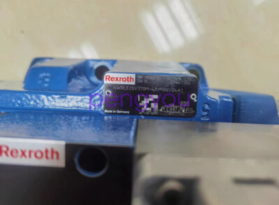 1PCS 4WRLE25V370M-42/MXY/24A1 R901401731 REXROTH Valve Brand new Fedex or DHL