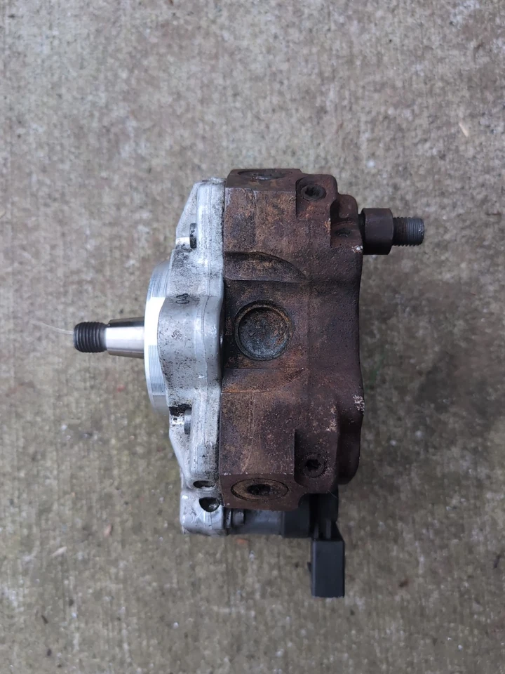 BMW E90 335d E70 X5 Diesel M57N2 High Pressure Fuel Pump Diesel Injector OEM R70 - Image 4 of 4