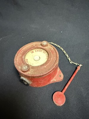 Vintage Gusseisen Feuermelder Rufstelle Glasbruch mit Hammer
