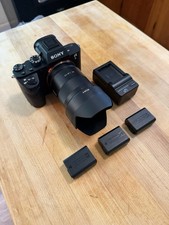 Sony A7RII Kit W/ 55mm 1.8 Batteries Charger