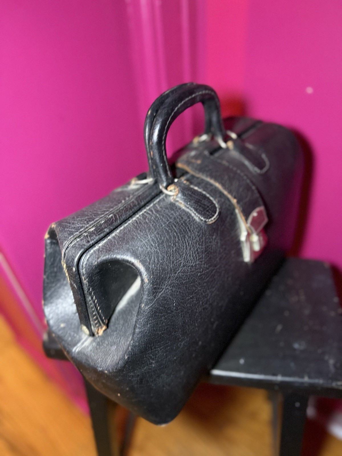 1940-50 Antique Doctor Bag M.D Genuine Black Leather Medical Bag oddities prop