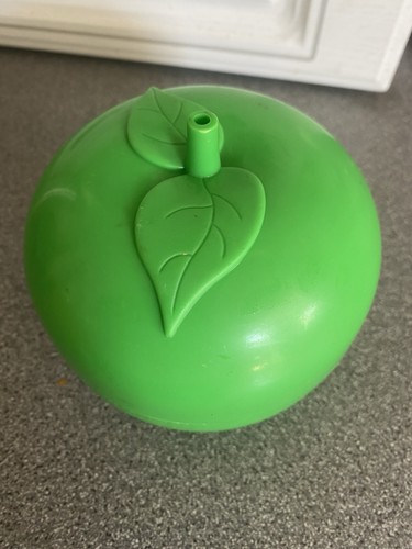 Vintage Betterware Apple Style Container