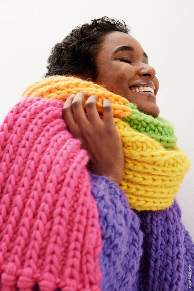 100g Lana Grossa Confetti uni Merino Dochtgarn dicke Wolle Stricken (99,50€/kg) - Bild 2 von 4