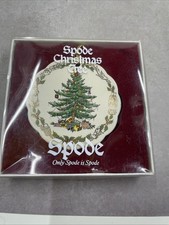 VTG Spode Christmas Tree Round Scalloped Edge Tree Ornament