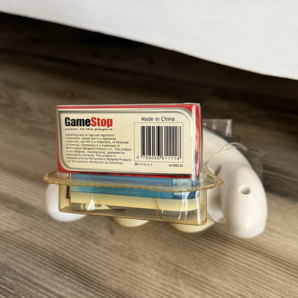 GameStop Chameleon Controller White Nintendo Wii GameCube PDP New Sealed M1BB236 - Image 3 of 4