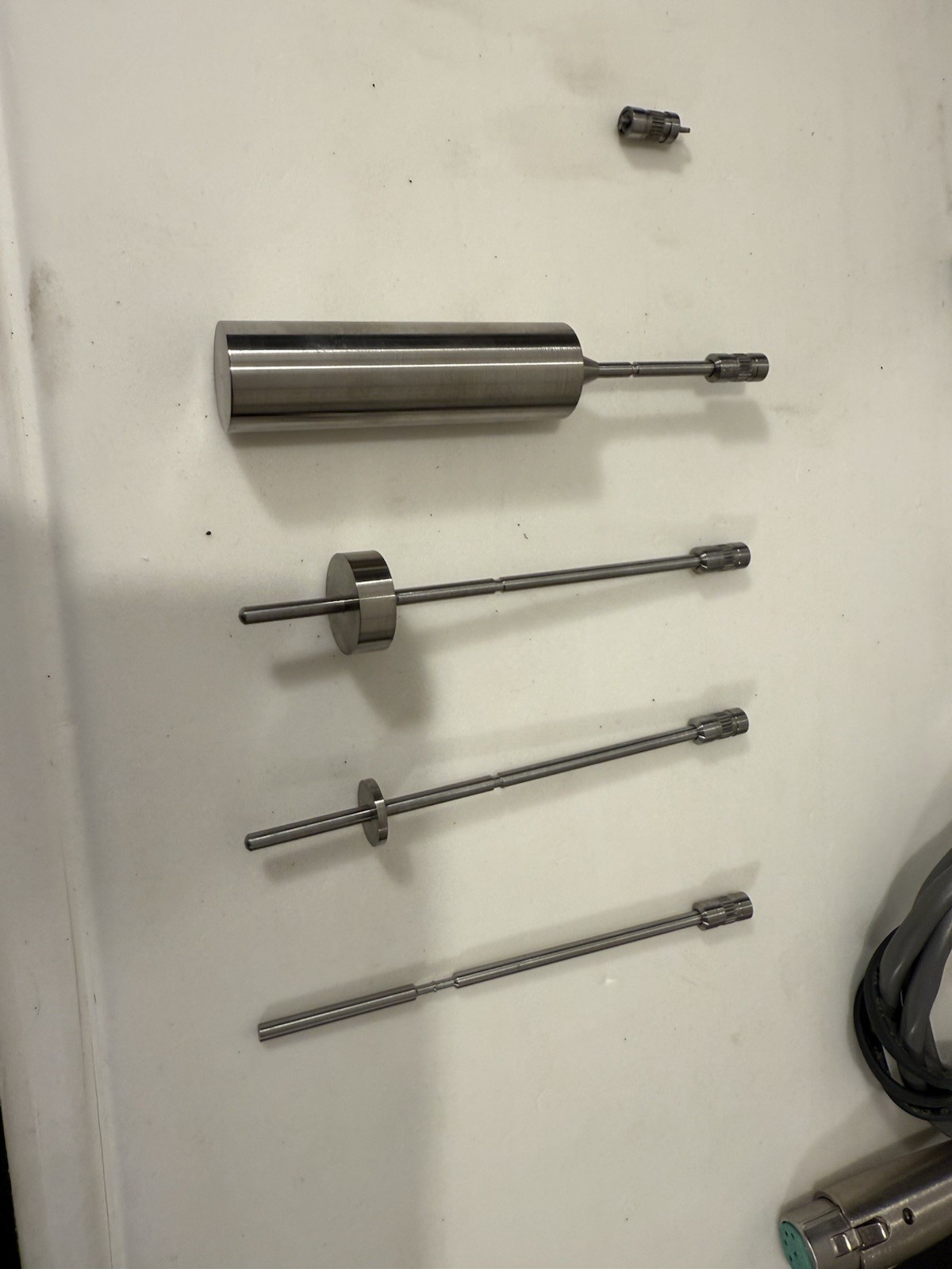 BROOKFIELD LVTDV-II Programmable Digital VISCOMETER with Adapters And Spindles