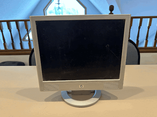 HP vs15 LCD Monitor (Comes with power cord) - Picture 1 of 2