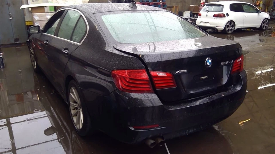 Chassis ECM Fuel Pump Right Hand Inner Quarter Fits 12-19 BMW 640i 6512910 Foto 4 de 4