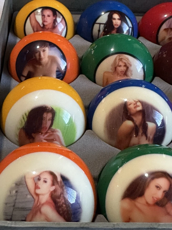 Vigma - Juego de bolas de billar TOPLESS para niñas bolas de billar - Stock nuevo/antiguo Foto 2 de 4