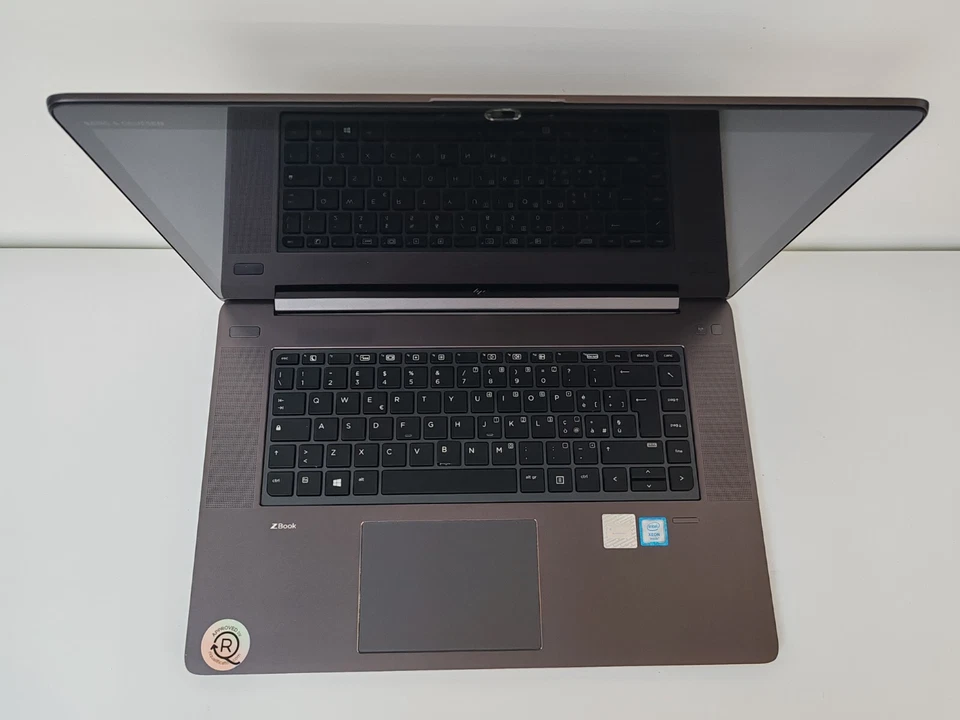 WORKSTATION HP ZBOOK STUDIO 15 G4 INTEL XEON E3-1505M 16GB RAM 256GB SSD - Immagine 3 di 4