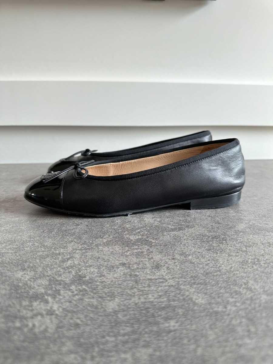 スニーカー Chanel Ballerina Flat Lambskin & Black Black Ballet flats - Lambskin & patent calfskin, black — Fashion