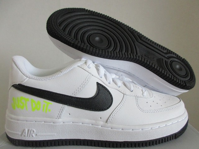 af1 white with black swoosh