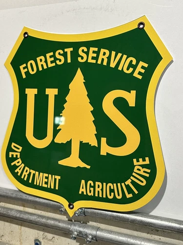 Vintage Style National Park   Die-cut 12 Inches Aluminum  Garage Sign