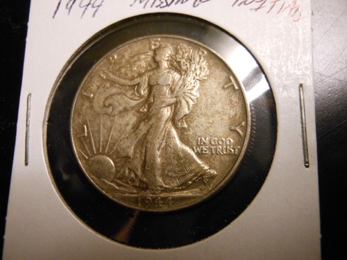 EXTREM SELTEN 1944-P *Missing Des. Initialen * Walking Liberty Half Dollar Silber - Bild 2 von 15