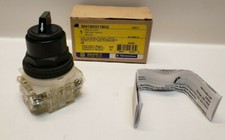 Square D 9001SKS11BH2 Selector Switch New In Box FREE SHIPPING!