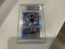 OZZIE ALBIES Signed Auto Autographed 2018 Optic Silver Holo Prizm RC BAS Beckett