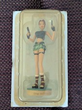 Figurina Lara Croft Edizioni Atlas nuova in scatola n. 1 Strahov Tomb Raider in pantaloncini corti