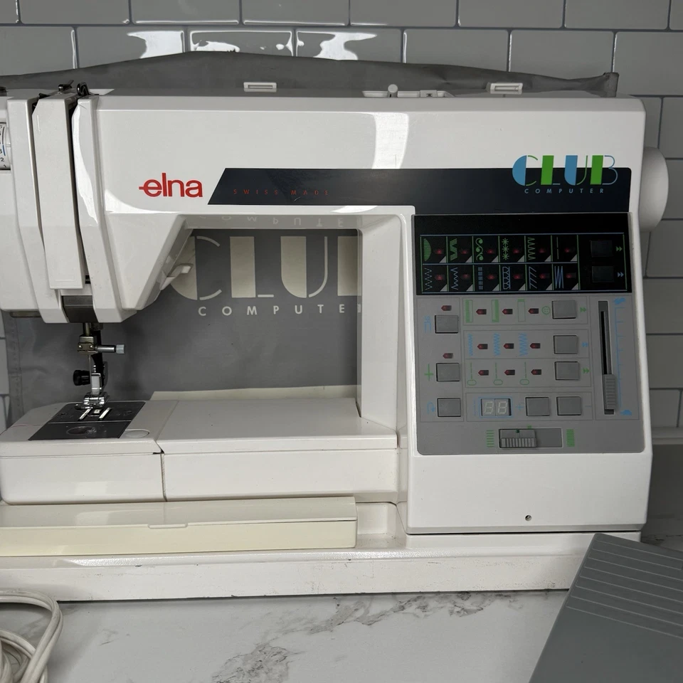 Elna Club Computer Sewing Machine 500 Working W/foot Pedal & Accessories READ - Image 2 of 4