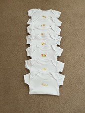 “EARLY DAYS” 7 Piece Baby Short Sleeved Bodysuit Set. (0-3 M) - White.