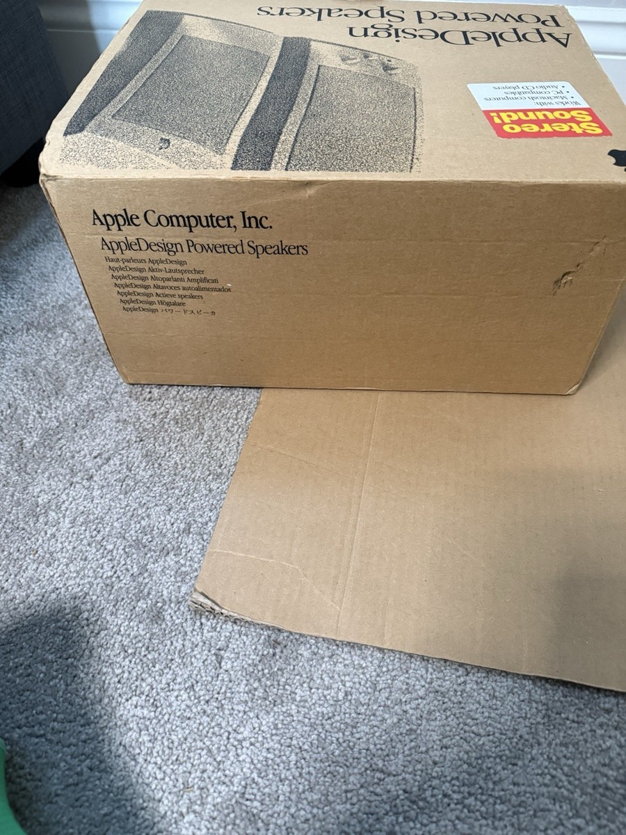 Apple Design M 6082 Vintage Powered Computer Speakers M6082 Stock