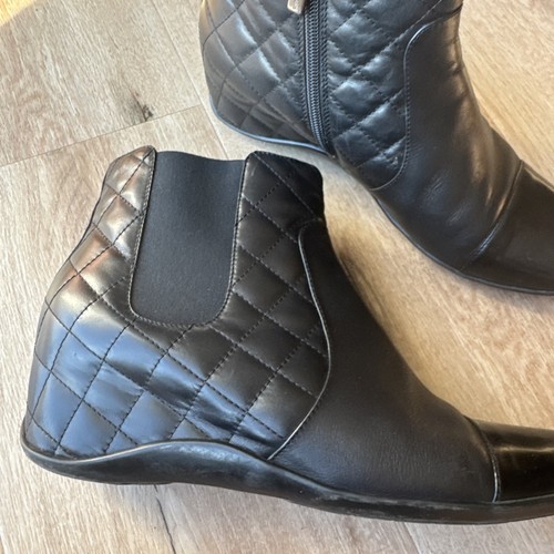 Aquatalia Wedge Boots Black Leather Ankle Bootie Size US 9.5 Eu 40.5 Near New! - Picture 2 of 14