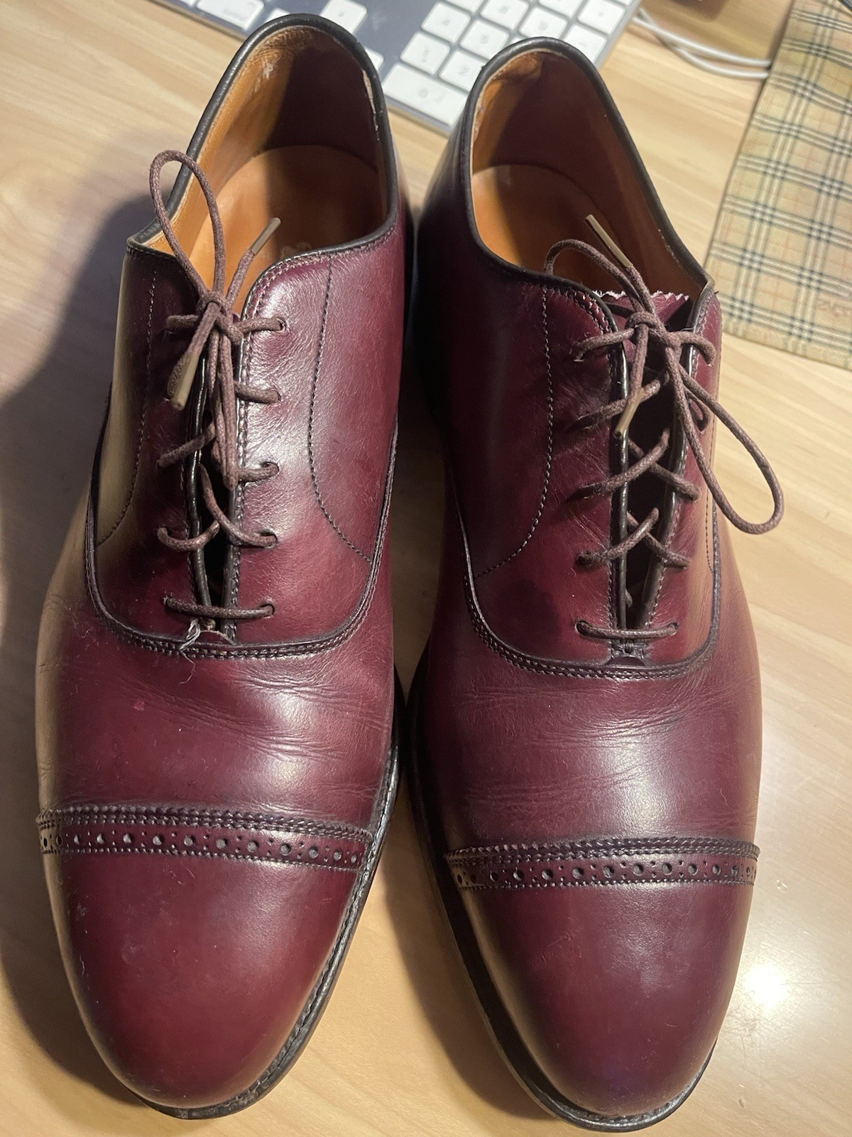 Alden 905 Burgundy Calfskin Perforated Straight Tip Bal