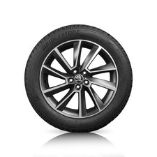 Original Skoda Kamiq Winterkompletträder 17 Zoll Stratos Bridgestone DOT24